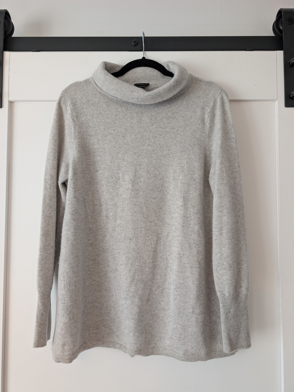 Talbots Cashmere Light Gray Turtleneck Sweater